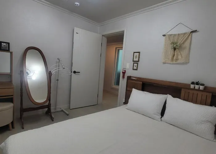 Shine Bed and breakfast 4*